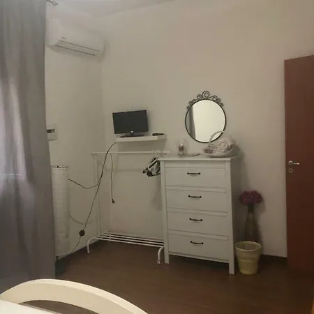 Carlotta بيت ضيافة